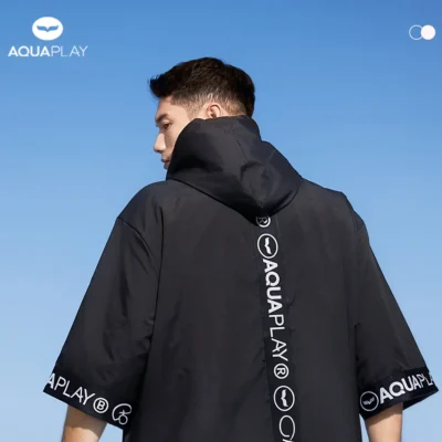 AquaPlay 編織 Logo 厚身斗篷 Insulated Poncho