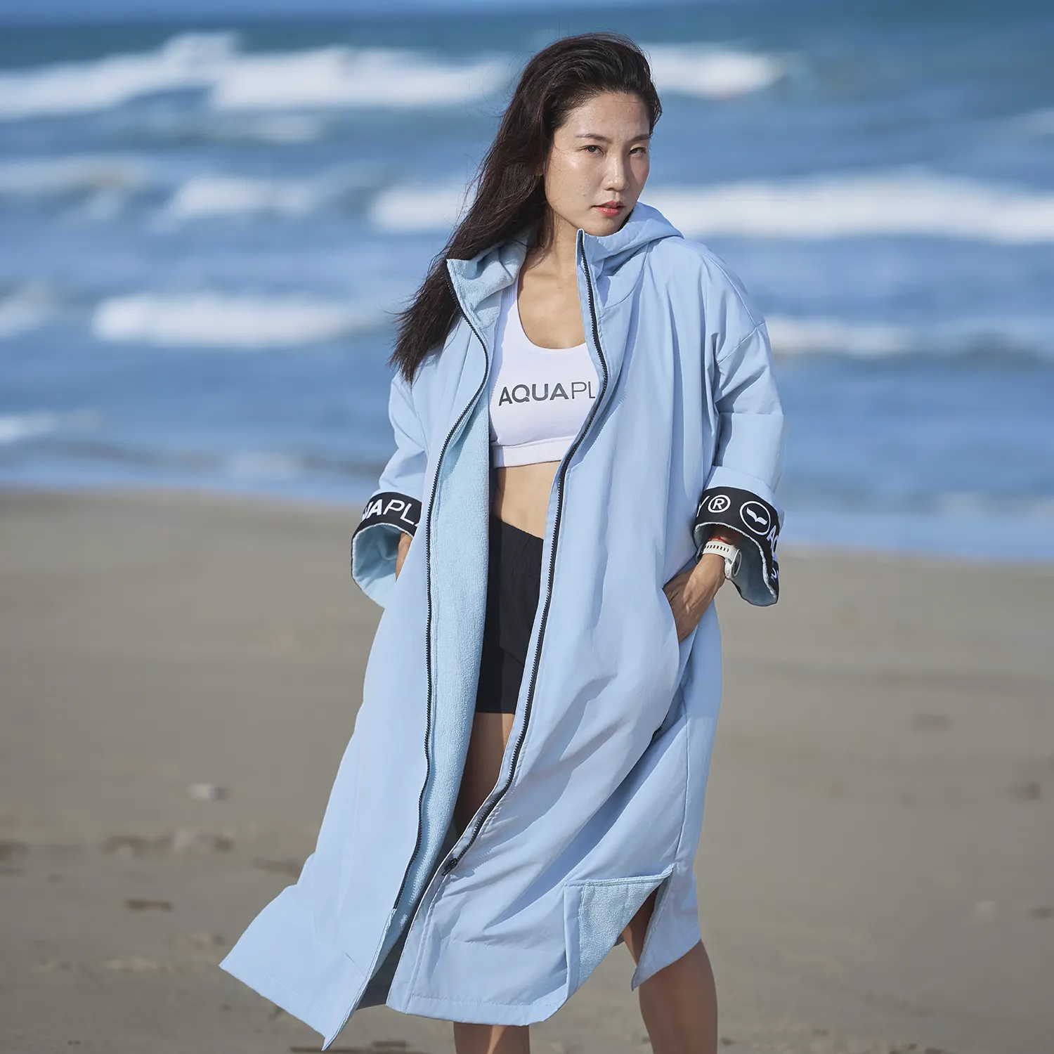 AquaPlay 編織 Logo 厚身斗篷 Insulated Poncho