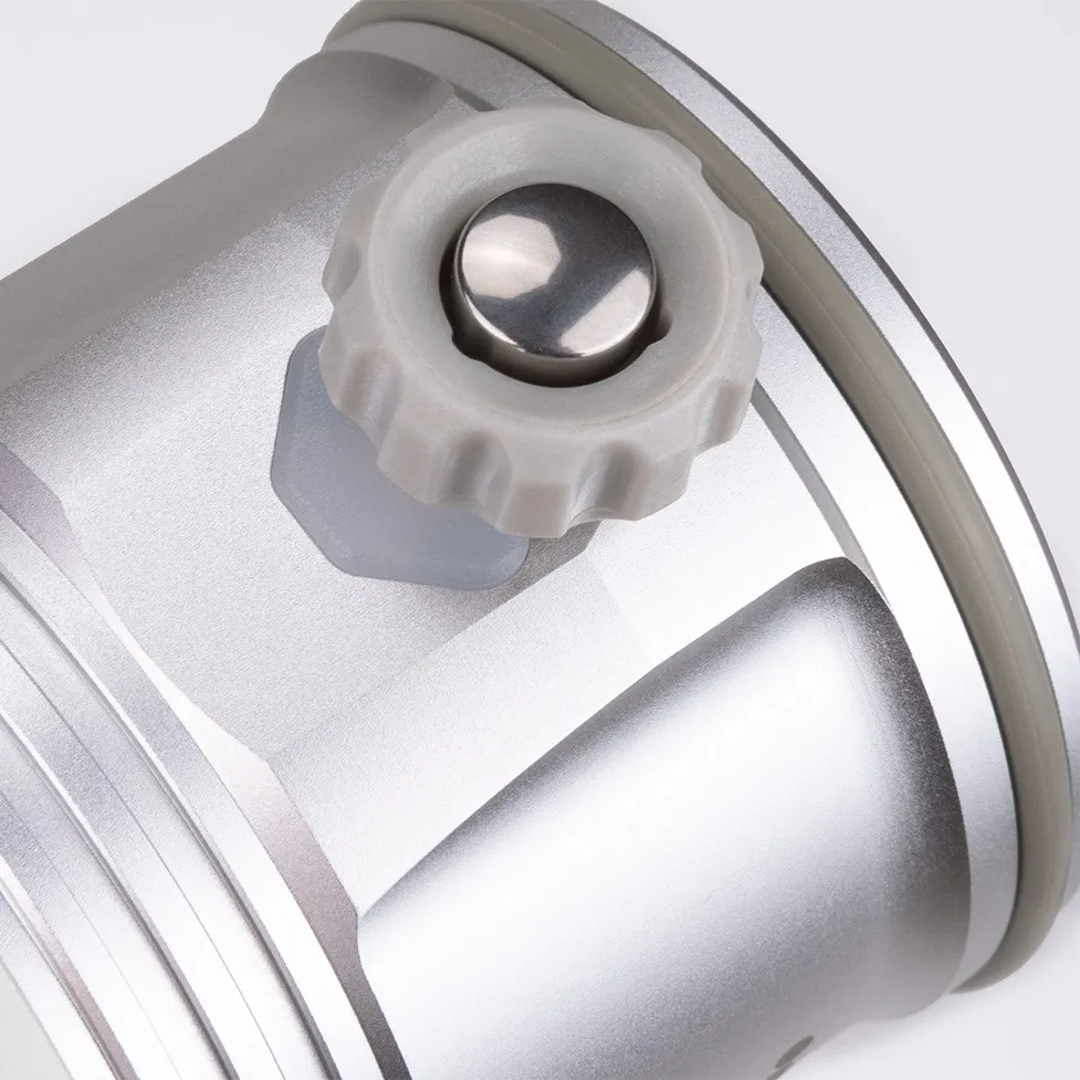 AOI CLV-202 Underwater 3,000 LM Video Light